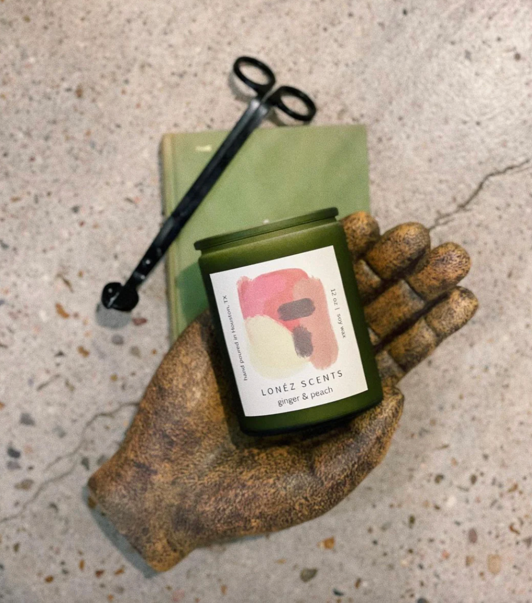 Lonez Candle